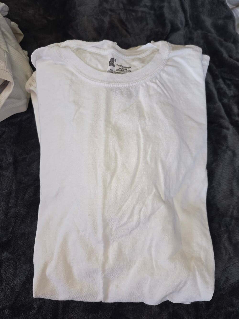 6 Hanes Comfort Soft T-Shirt Size M White Crew Neck